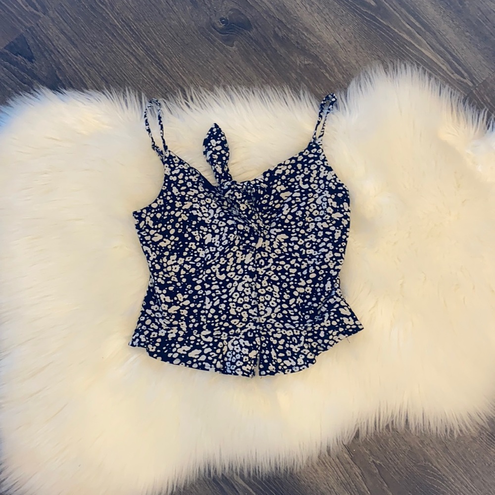 JAPNA black and white pattern crop top